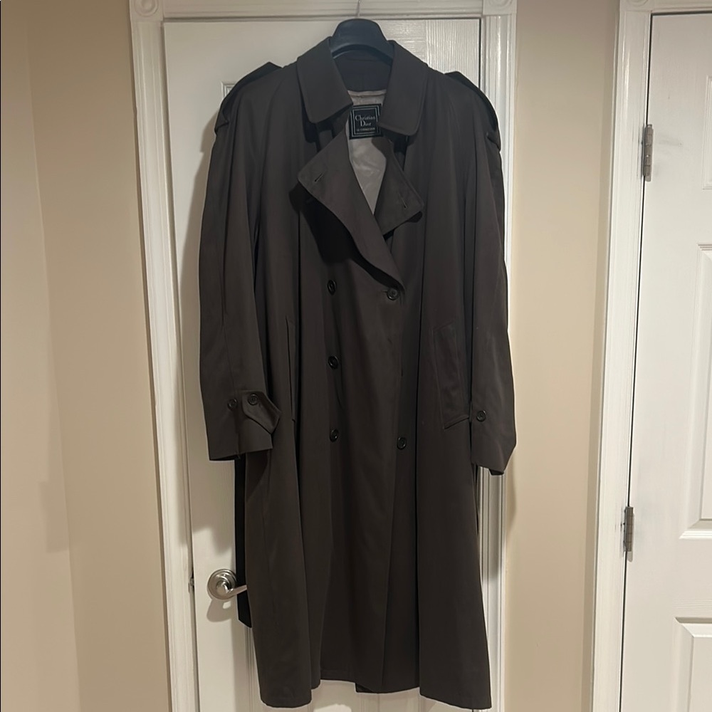 Dior Men's Trench Coat - Dark khaki green with removable lining.